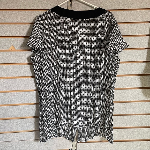 Worthington 2X Top Blouse Square Neck Ruffle Short Sleeves Scrunched Fabric - Picture 2 of 4